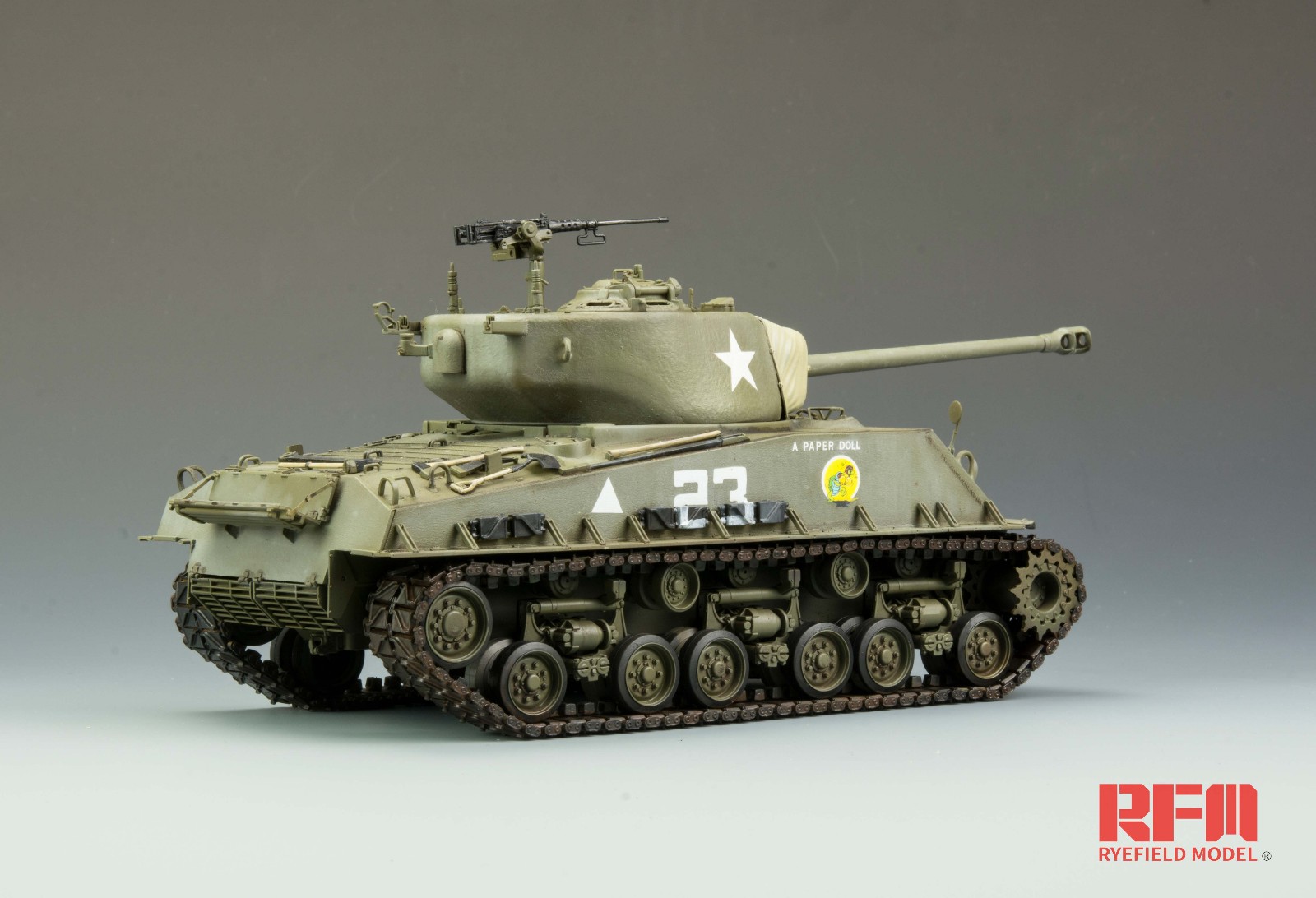 Rye Field Model RFM RM-5028 1/35 M4A3E8 Sherman w/ Workable Track Links