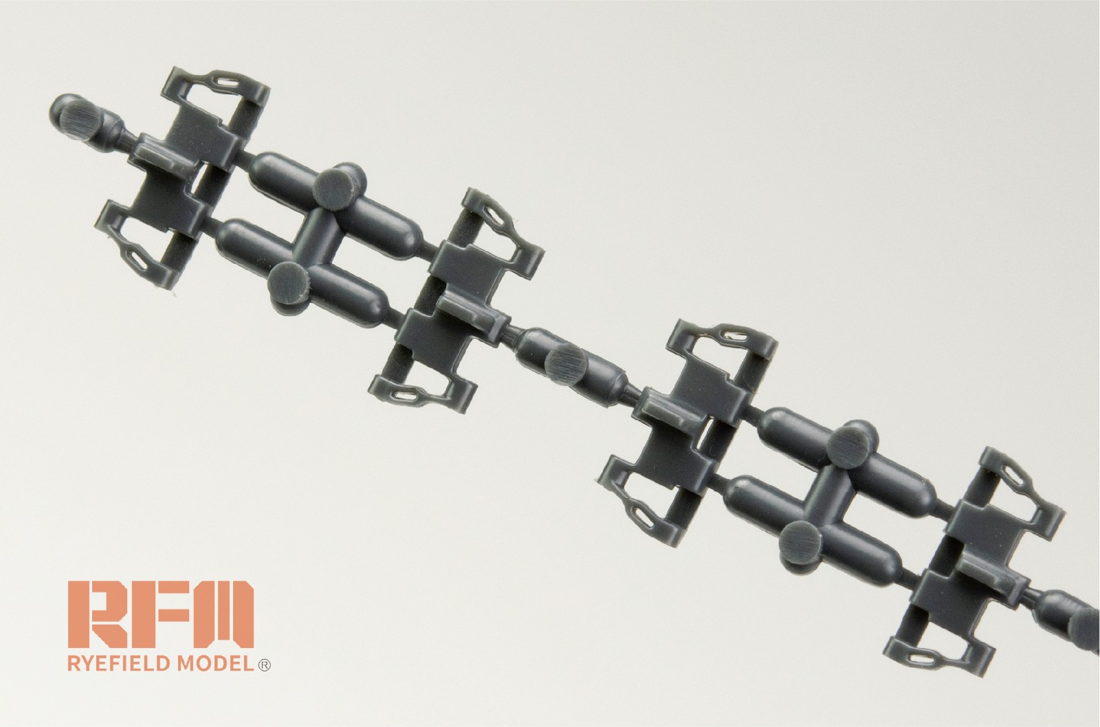 40CM Ryefield RM5037 1/35 scale WORKABLE TRACK LINKS Pz.Kpfw.III/IV PRODUCTION 